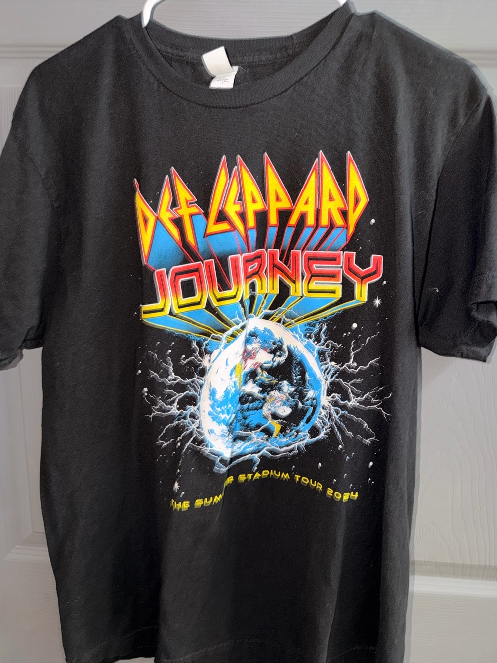 Def Leppard Journey 2024 Tour Black Graphic Tee size Large